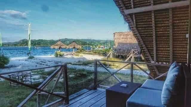 Отель Alam Karang Gili Gede Экстерьер фото